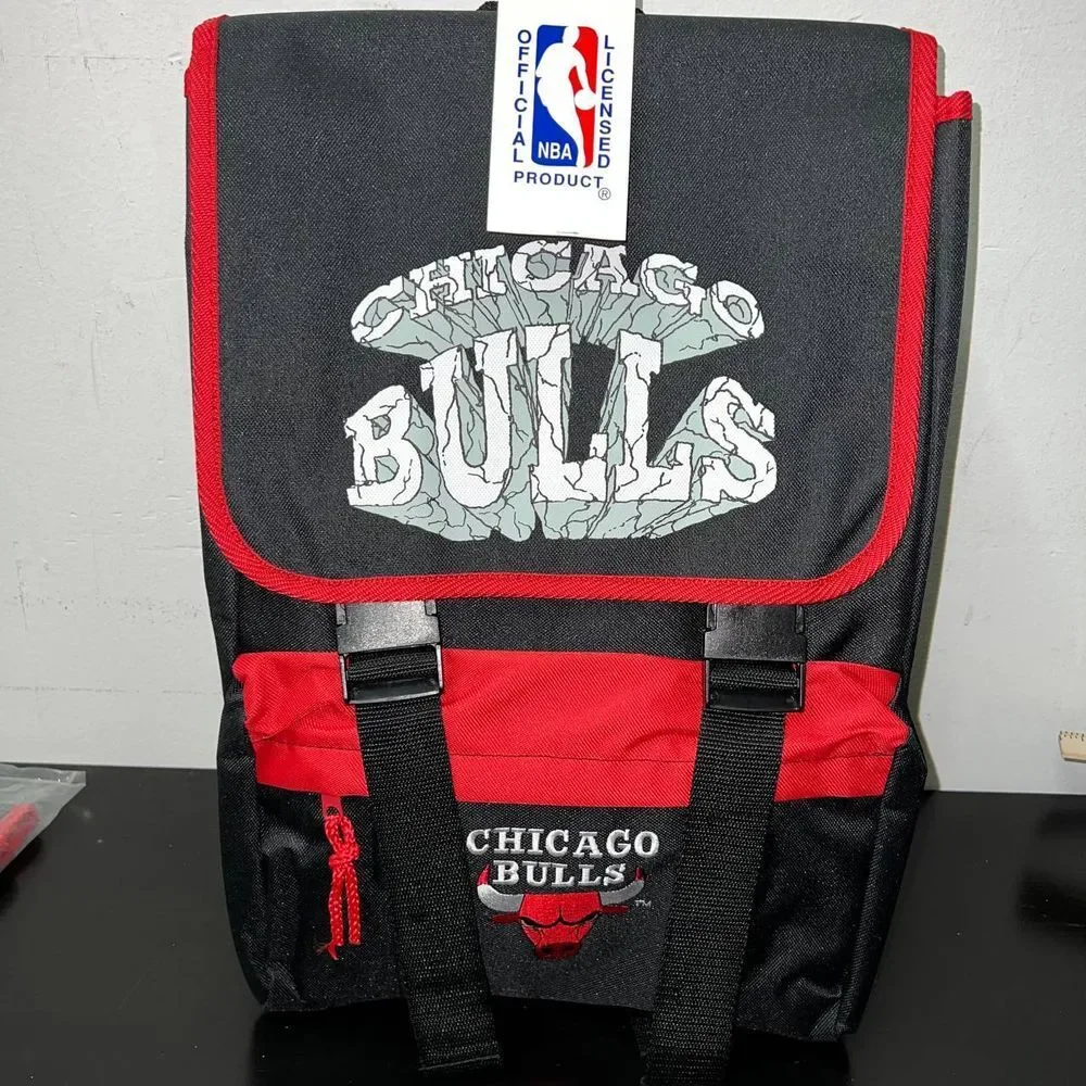 Vintage Chicago Bulls Retreat Backpack Bag Red NBA Nasco Little America
